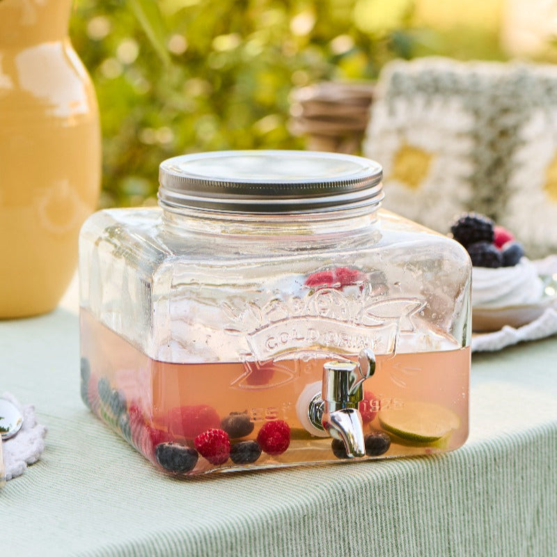 Stilvoller Saft- und Wasserspender