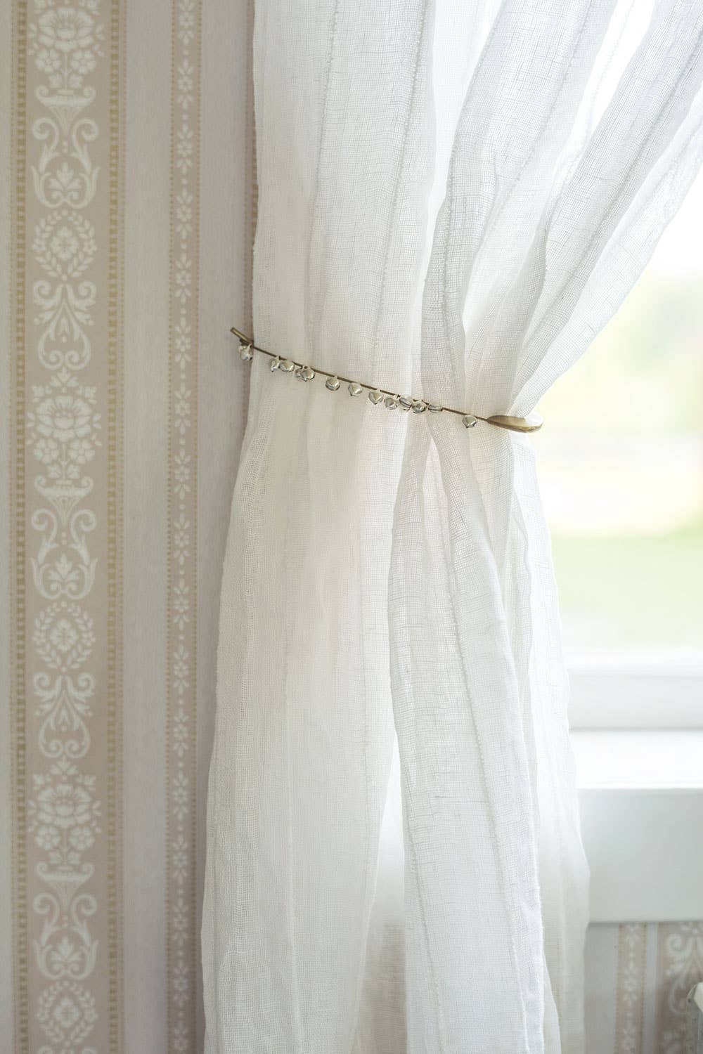 Glocke mit Sicherheitsnadel aus Messing (M)