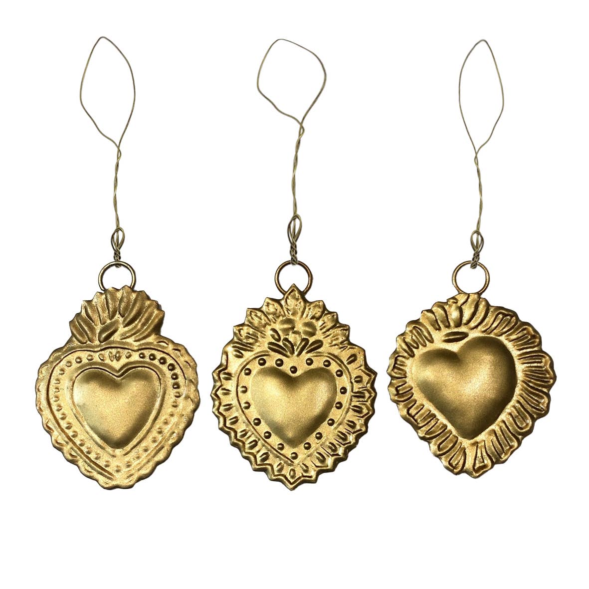 Mini-Votivgaben zum Aufhängen sortiert