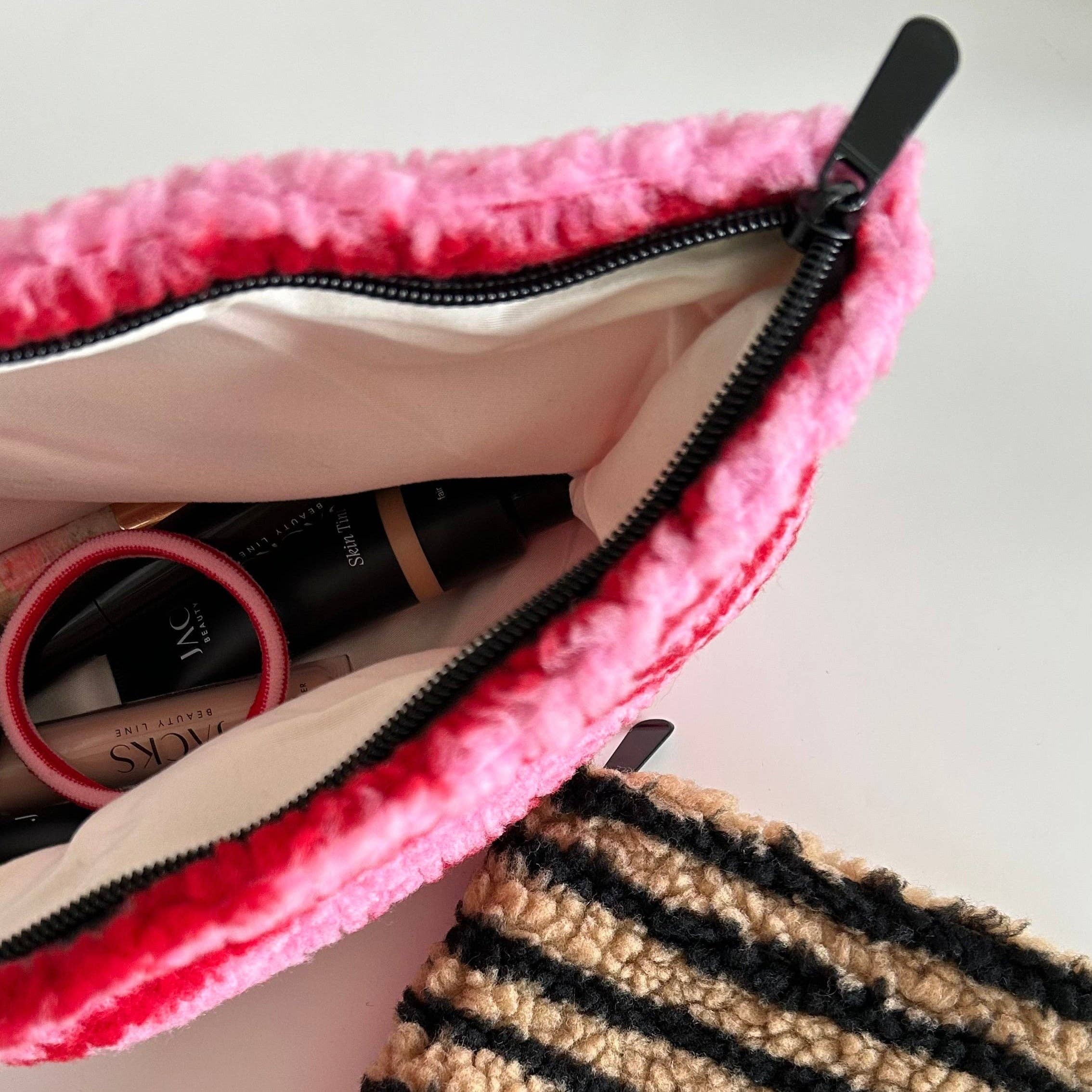 Teddy Tasche: Beige - schwarz