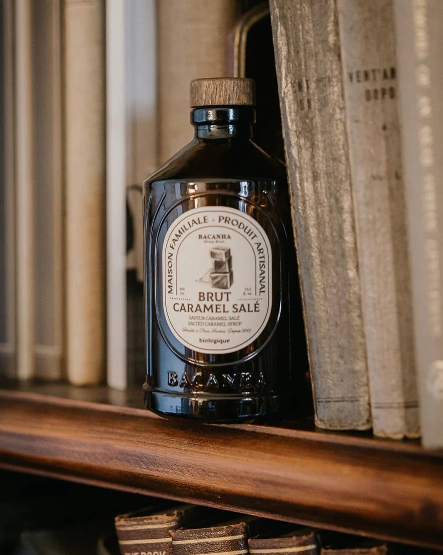 Organischer roher gesalzener Karamellsirup