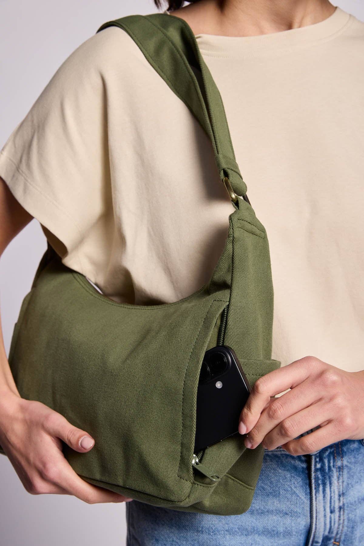Emile Olive Mehrfachtasche
