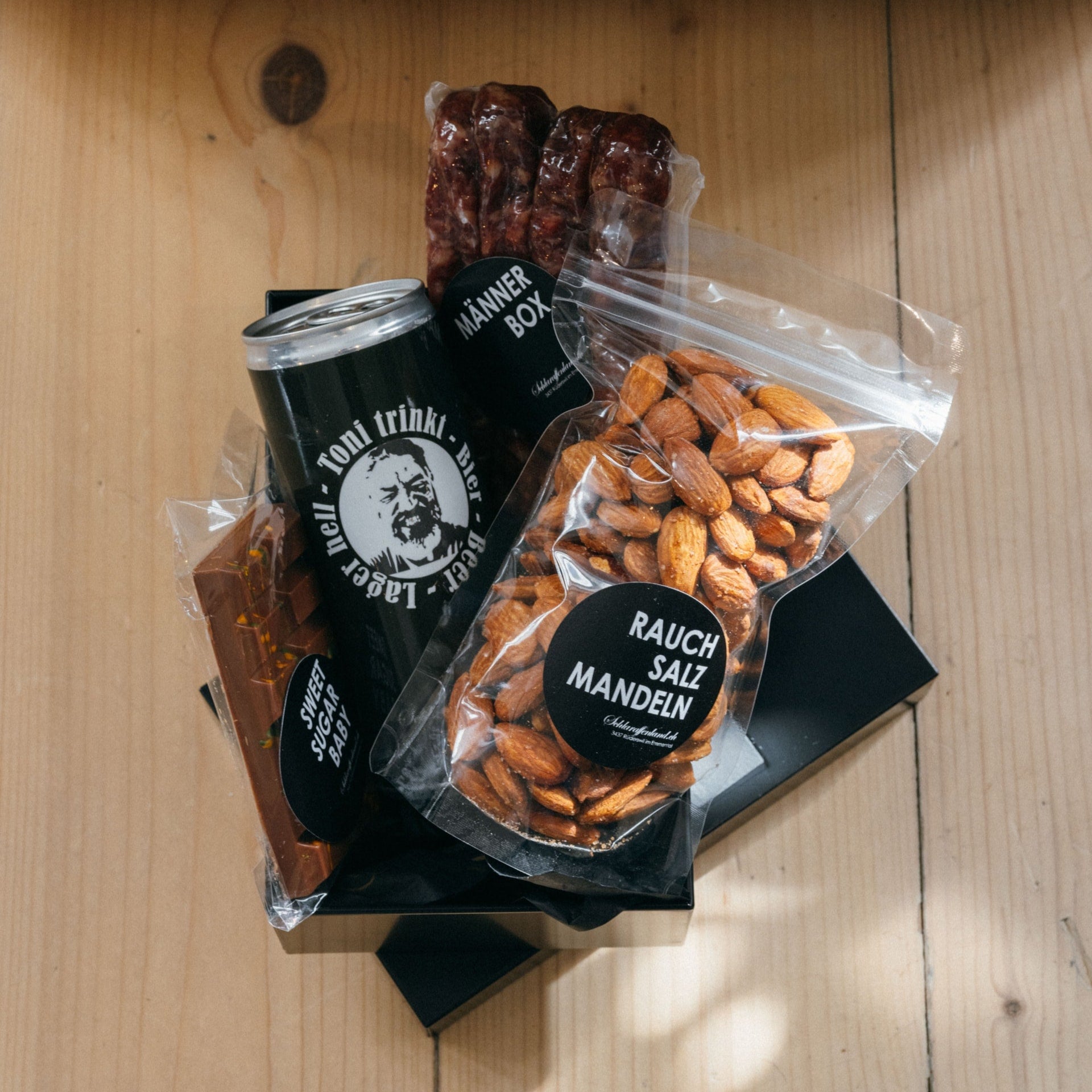 Geschenkbox Männer Wurst Bier und Auto