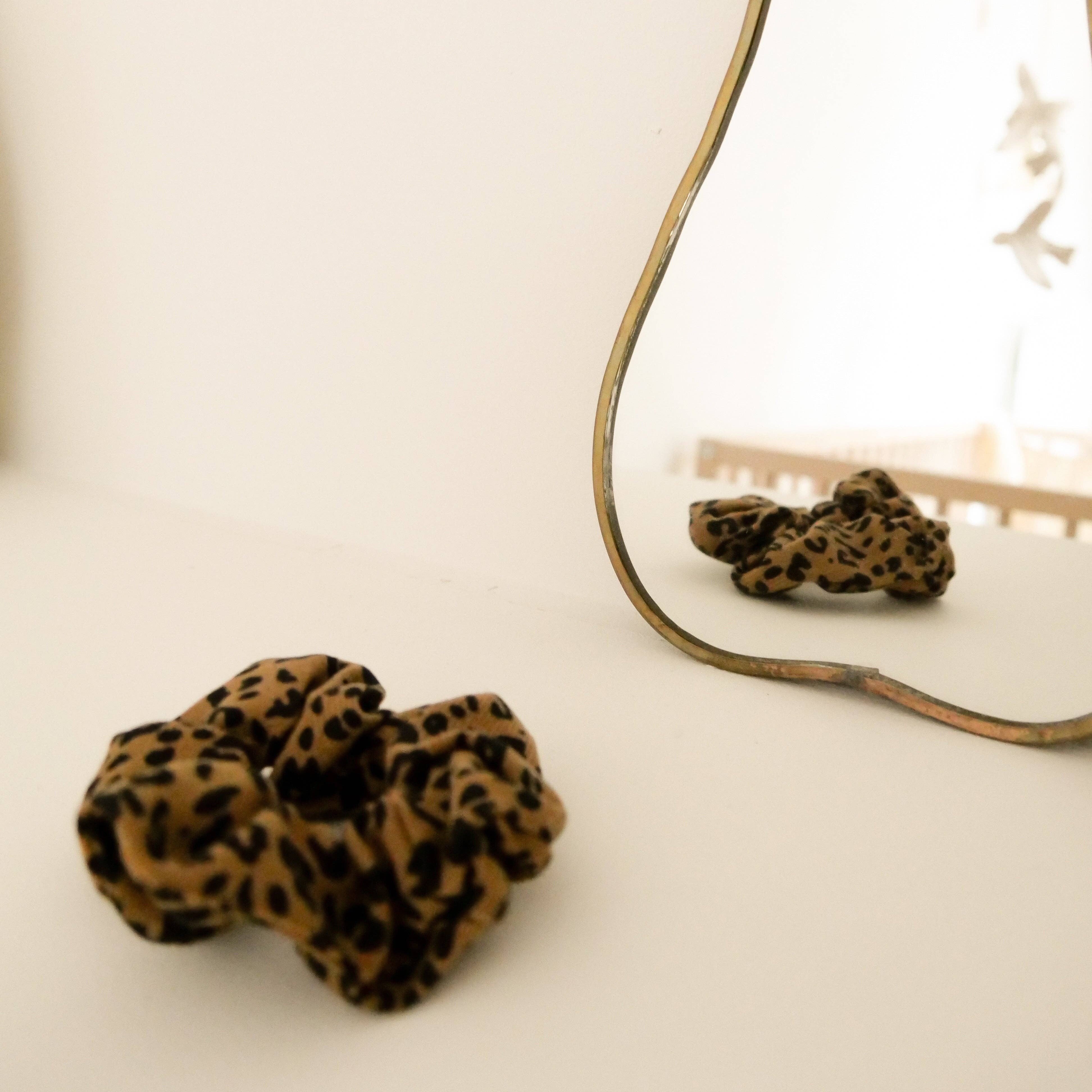 Haargummi mit Leopardenmuster
