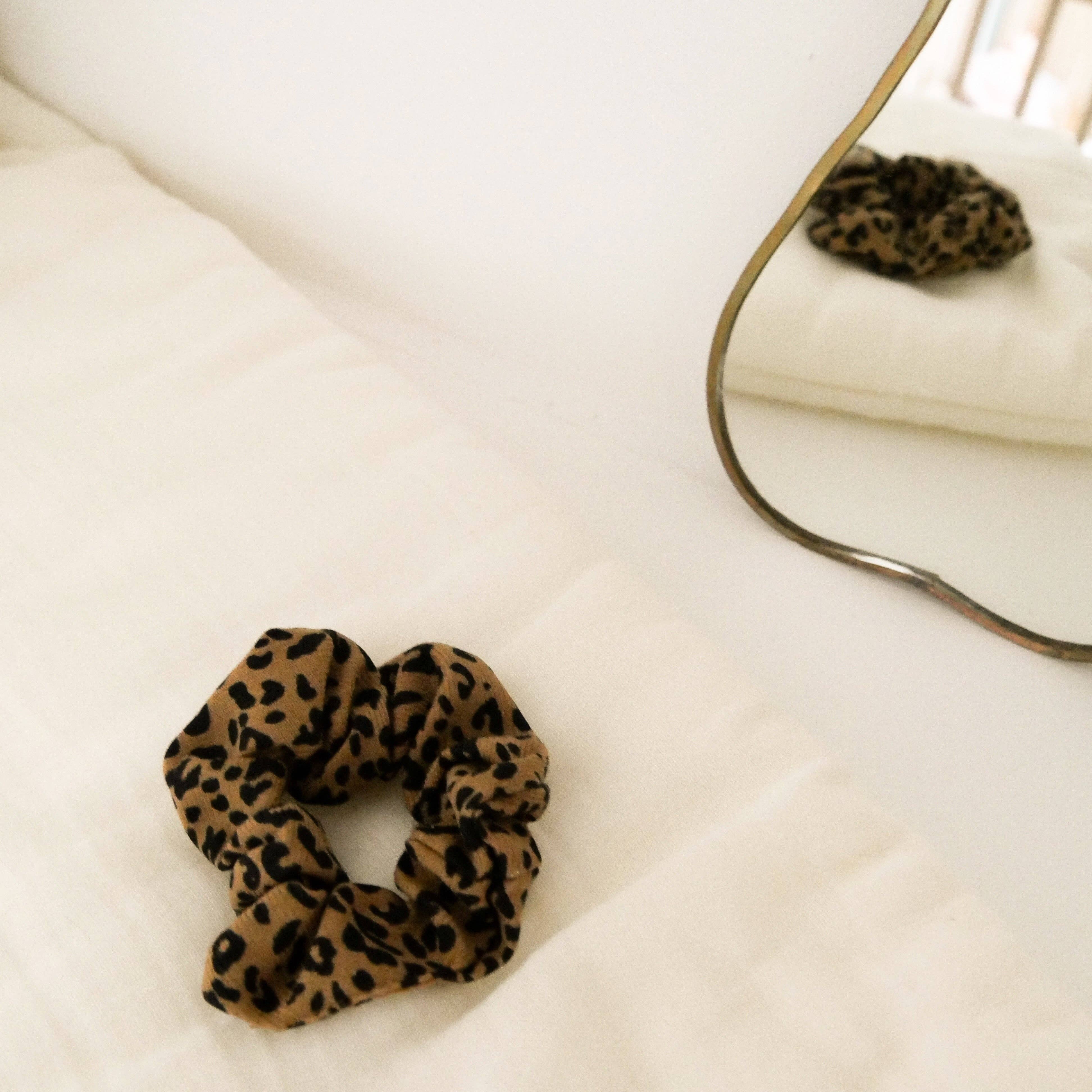 Haargummi mit Leopardenmuster