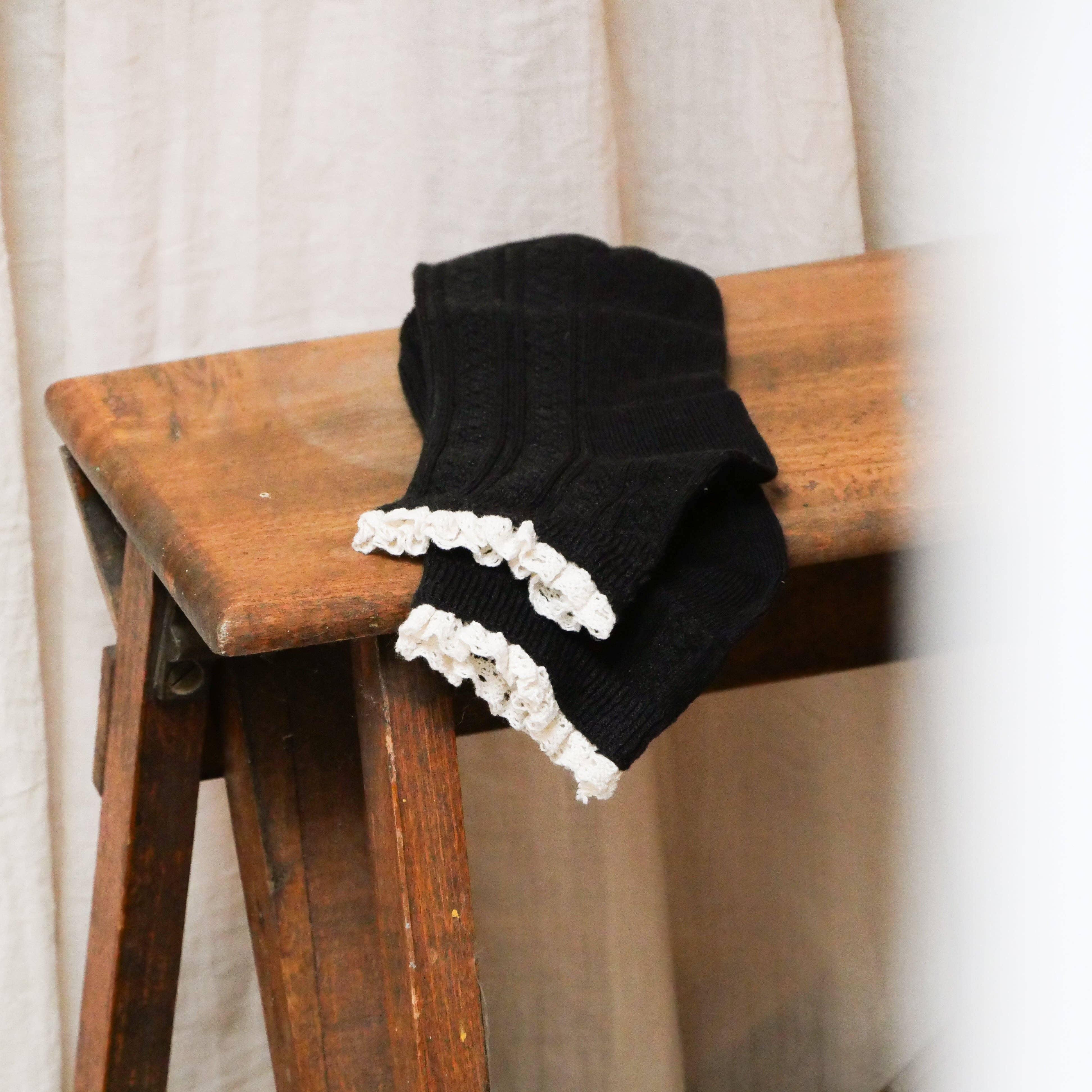 Makramee-Kurzsocken: Salbei grün