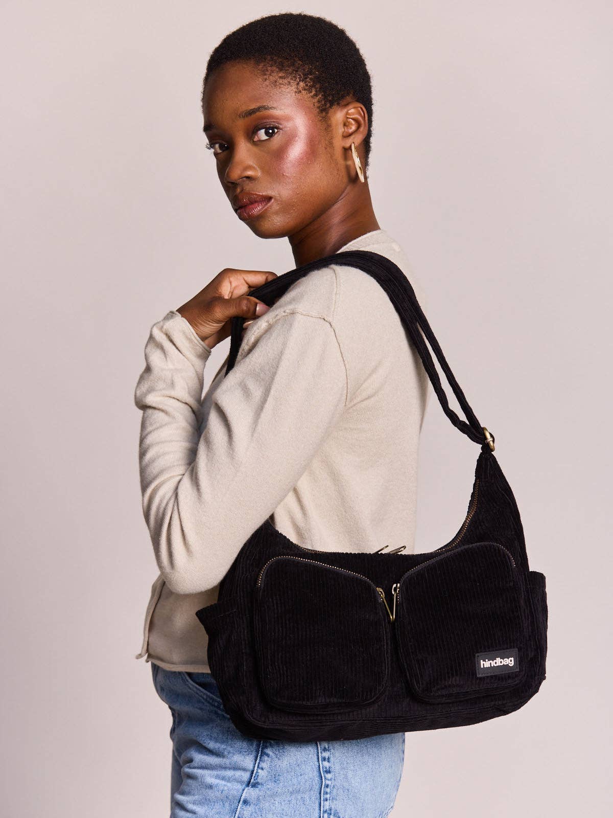 Multipocket-Tasche Emile aus schwarzem Samt
